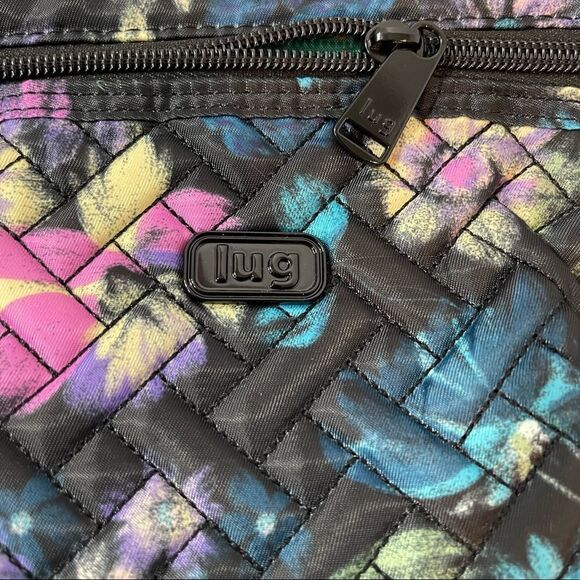 Quilted Floral lug Hippy Crossbody with tandem zip SE RFID Wallet - Picture 3 of 10